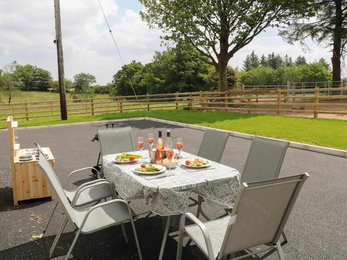 Slieve Gallion Cottage マラフェルト エクステリア 写真
