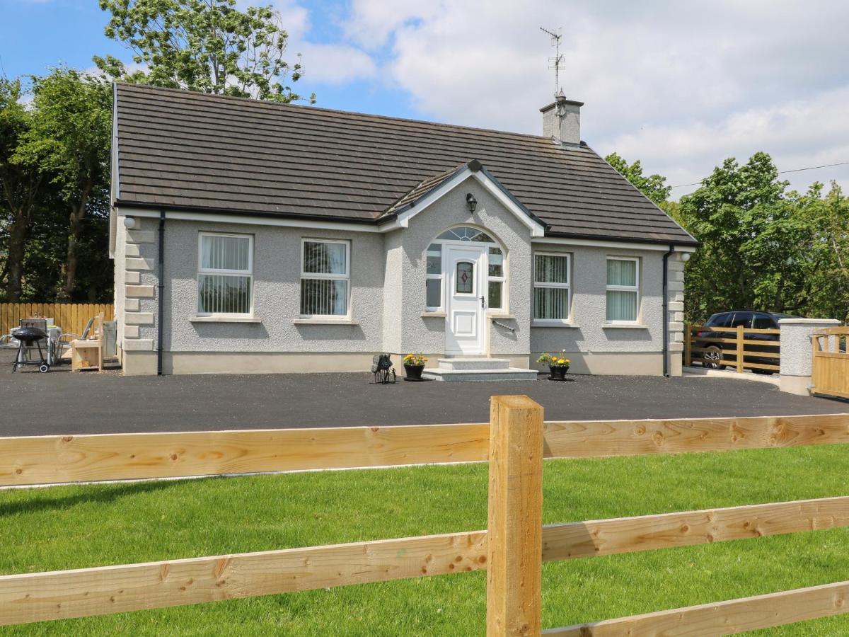 Slieve Gallion Cottage マラフェルト エクステリア 写真